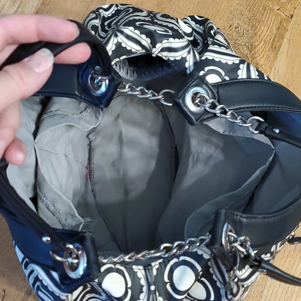 Petunia Pickle Bottom Hobo Hideaway Black‎ & Cream Patterned Diaper Bag Purse